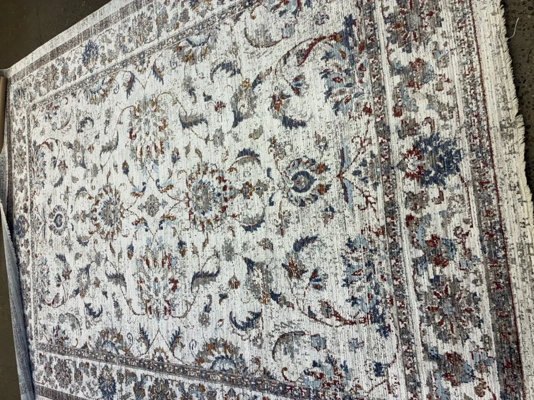 Nostalgia Garden Palace - Antique Cream